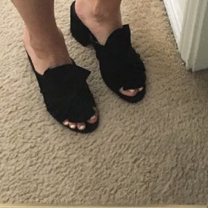 Black Kenneth Cole Sandals